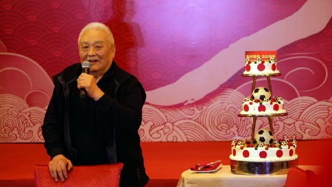 电影《如珠如宝的人生》出品人肖美慧、制片人钱成、陈罗超以及演员杜宇航、李振邦也压轴亮相与众多影人亲切交流，探讨电影艺术，交流心得
